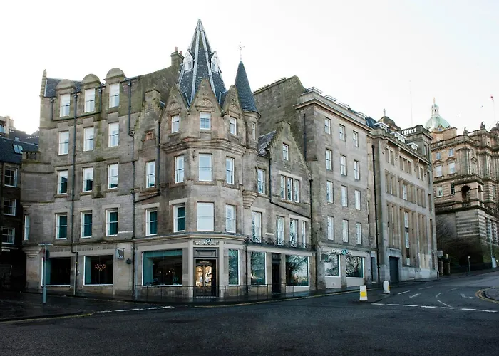 Romantic hotels Motel One Edinburgh-Royal