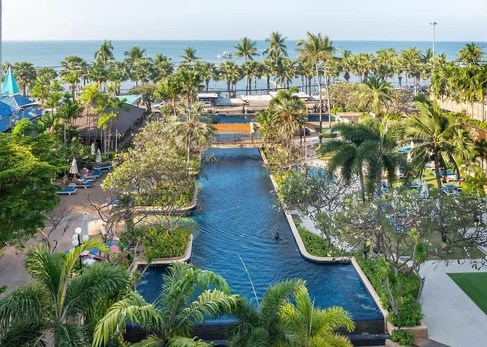 Jomtien Palm Beach And Resort