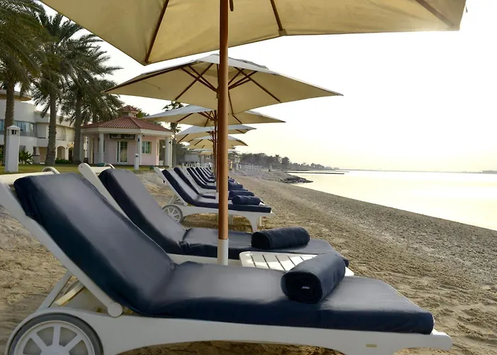 Hotel with Tennis: Sunset Beach Resort For Entertainment