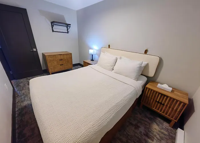 Motel: Sea Edge Beachside Hotel