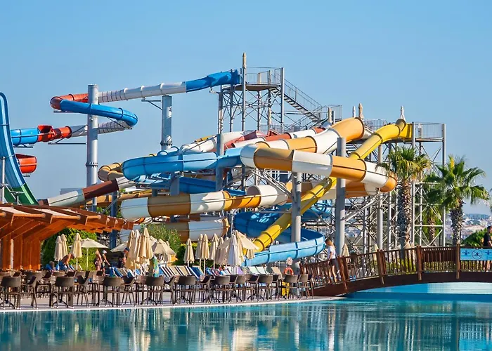 Aquasis De Luxe Resort & Spa