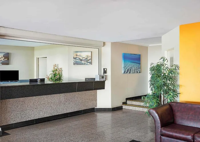 Breakfree Imperial Surf