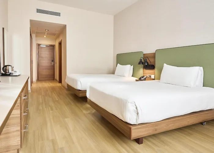  Hilton Garden Inn