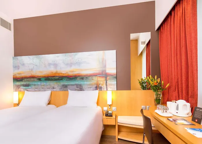 Hotel: Ibis Dubai One Central