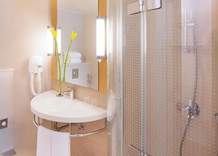 Hotel: Ibis Dubai One Central