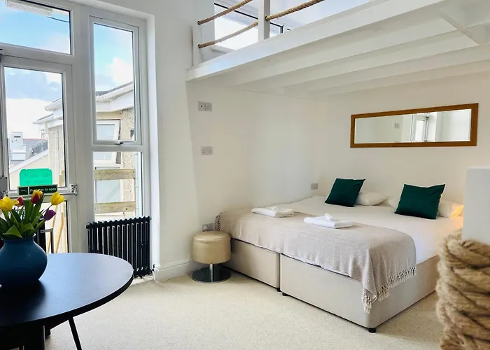The Hostels Reef Lodge