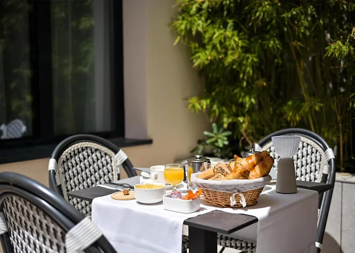 4 star hotel: Best Western Plus Cannes Riviera & Spa