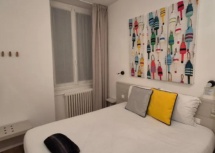 Hotel cerca del colegio: Hotel La Marine, Vieux Port