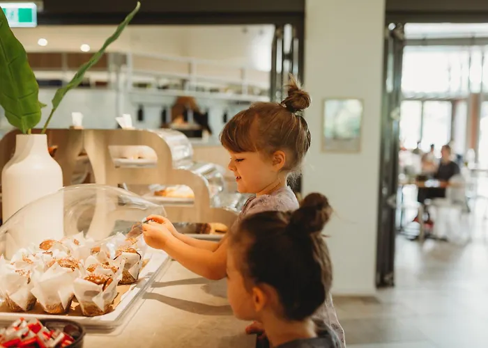 Kid friendly hotel Elements Of Byron