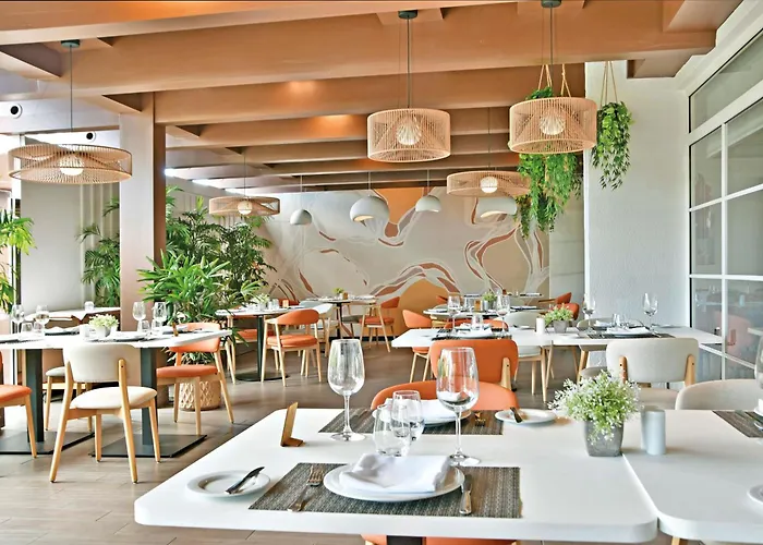 Hotel Ping Pong: Sol Barbacan