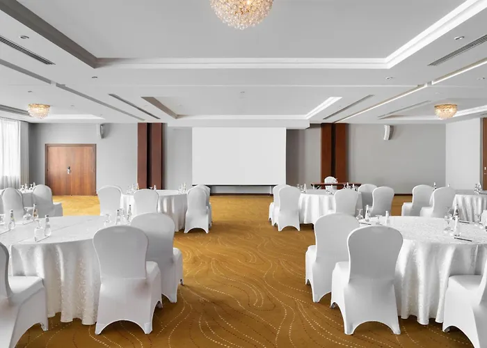 Central hotel: Park Inn By Radisson Al Khobar