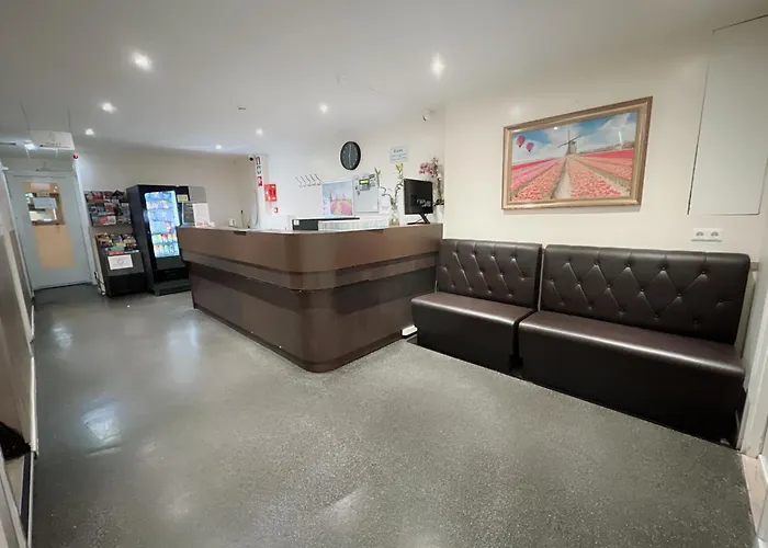 Hotel: Dam Hotel
