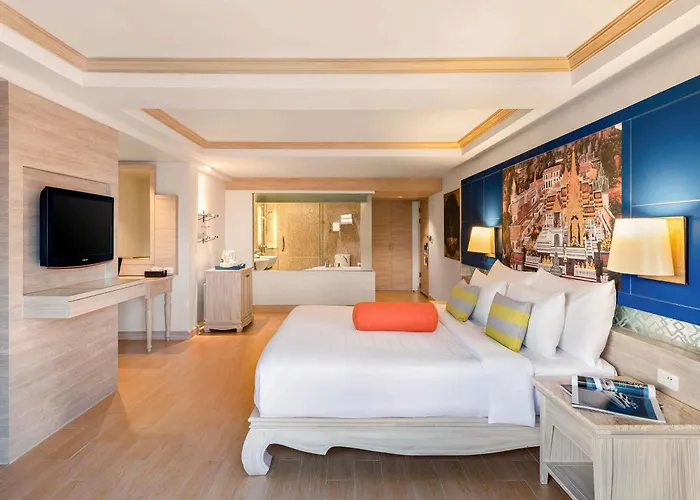 Novotel Phuket Resort
