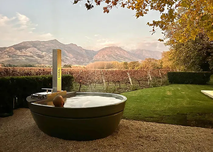 Villa: La Chataigne Wines & Guest Cottages