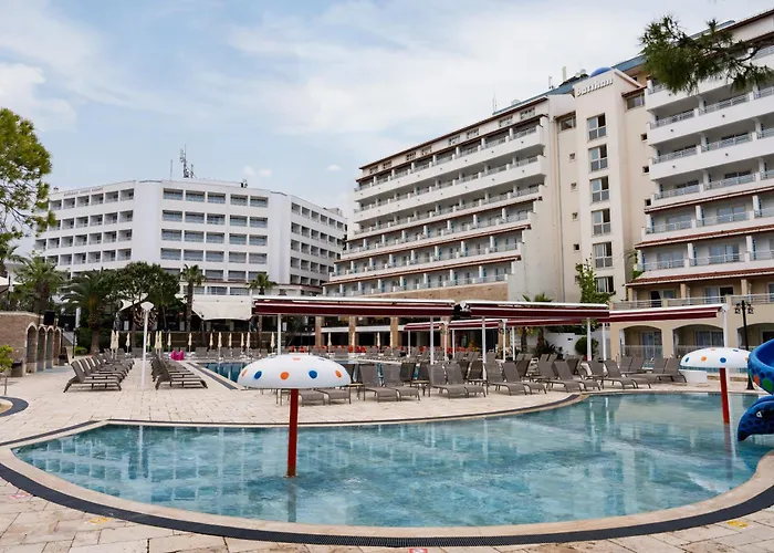 Batihan Beach & Spa