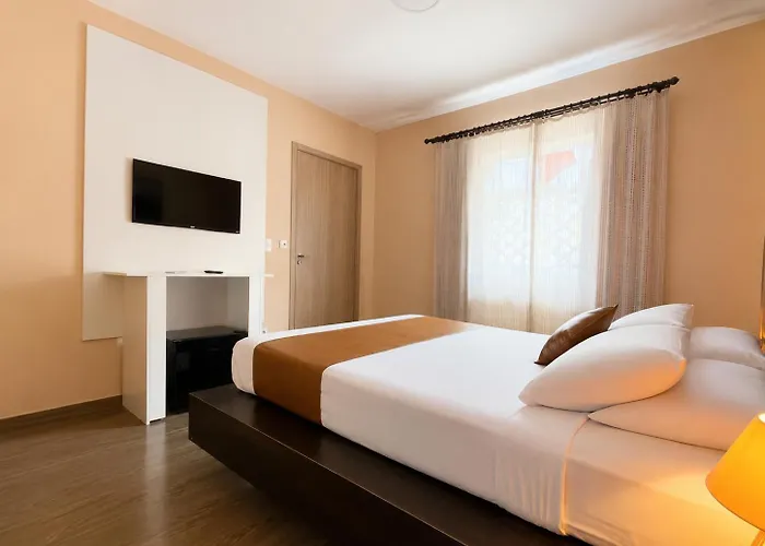 Bonabrigo Hostel&Suítes