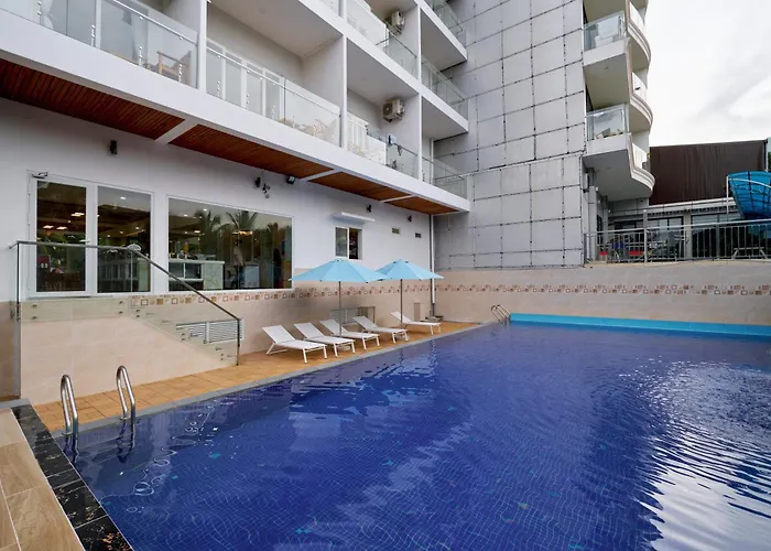Summer Dream Hotel