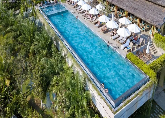 Hotels Close to Airport Lahana Phu Quoc & Spa