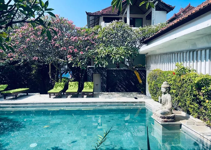 Family Friendly Hotels Meditasi Bungalows & Villas