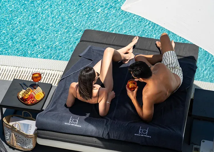 Costa Grand Resort & Spa