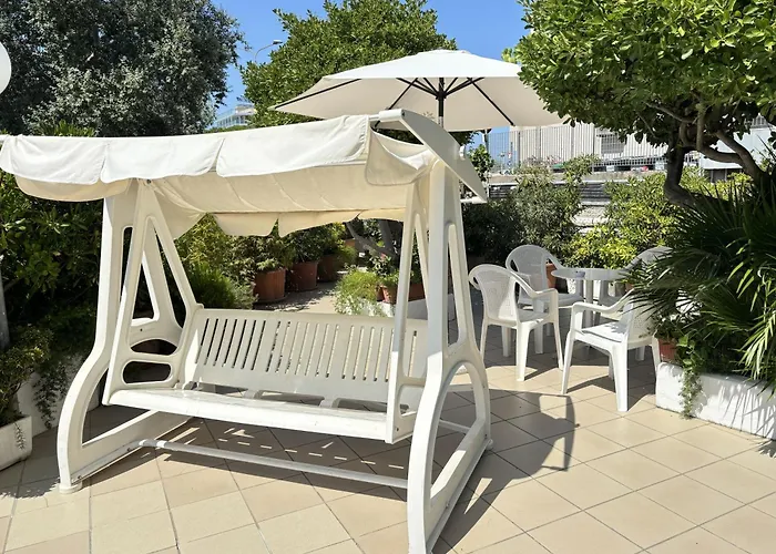 Hotel Monti