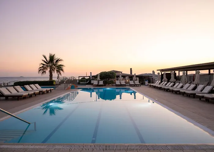 Hoteles con Jacuzzi Astir Beach