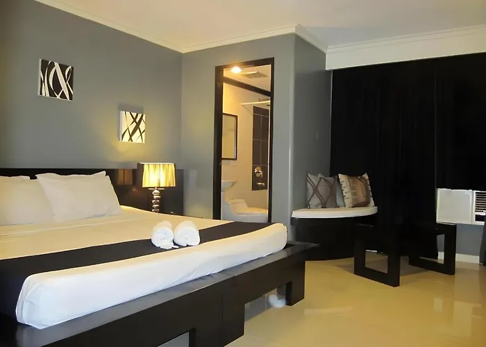 Richmond Plaza Hotel