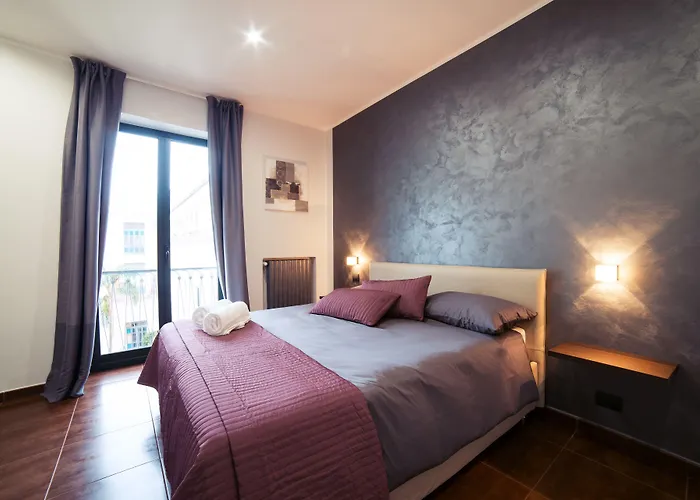 Glam House