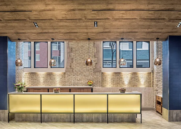 Springhill Suites By Marriott New York Manhattan/Times Square South
