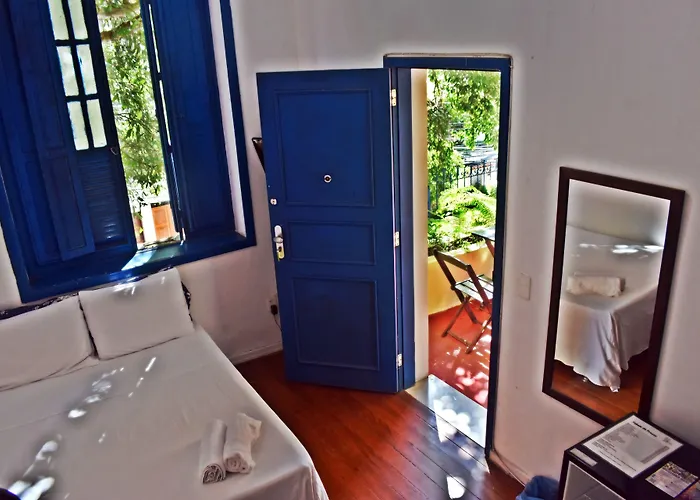 Brasileranza Hostel