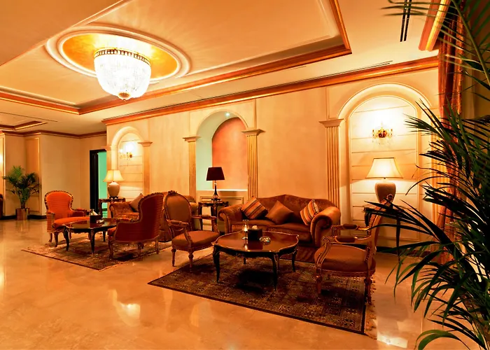 Magnum Hotel And Suites West Bay