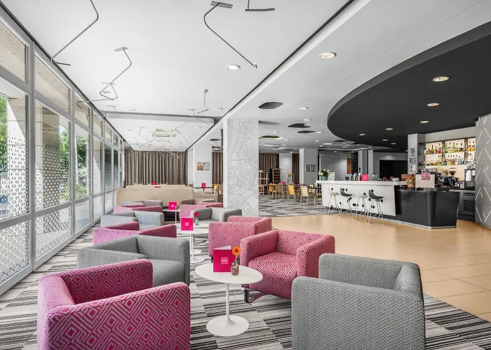 Family resorts Park Inn By Radisson Budapest