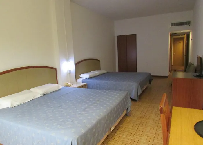 Hotel: Hotel Supreme