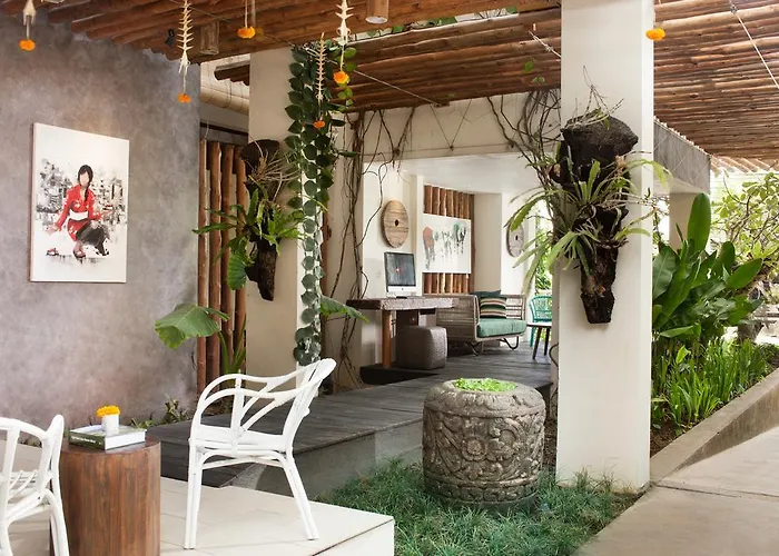 Luxury hotel only: Grandmas Plus Hotel Seminyak