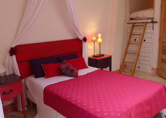 Hôtel accueillant les animaux: Maison d'hôtes Une hirondelle en Provence