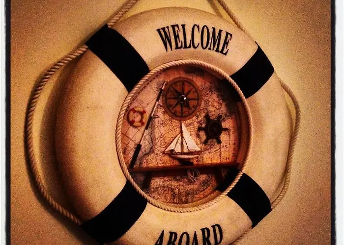 Al Porto Di Roma B&B