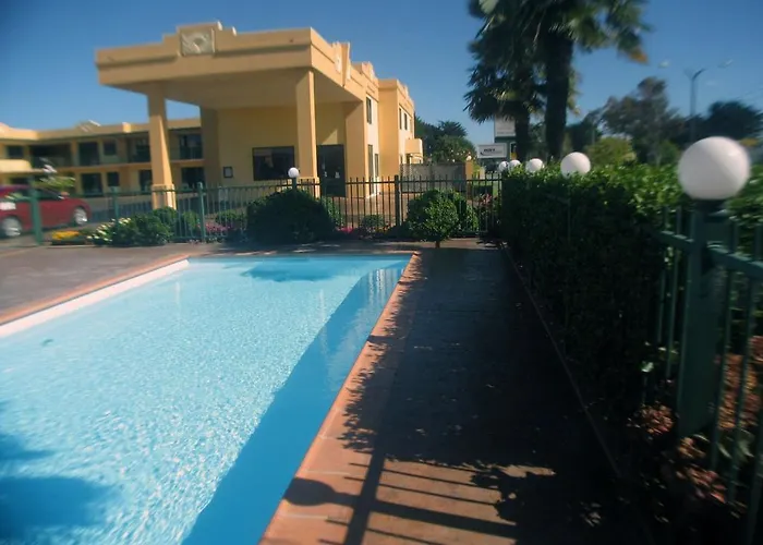 Spa Hotel: Deco City Motor Lodge