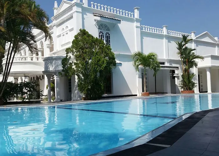 Bougain Villa