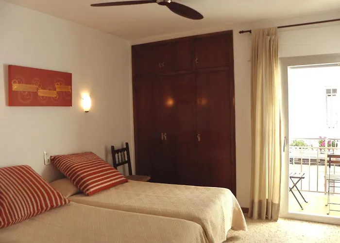 Casa de huéspedes: Pensió Vista Alegre