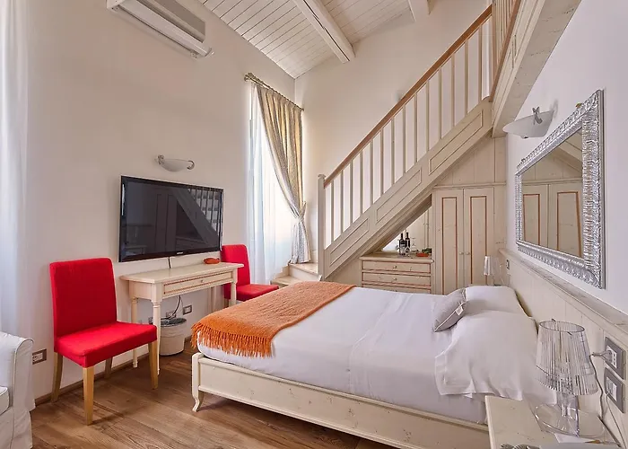 Hotel 3 stelle: Palazzo Trevi Charming House