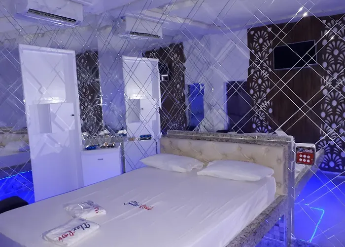 Resort: Motel Flex Love (Adults Only)