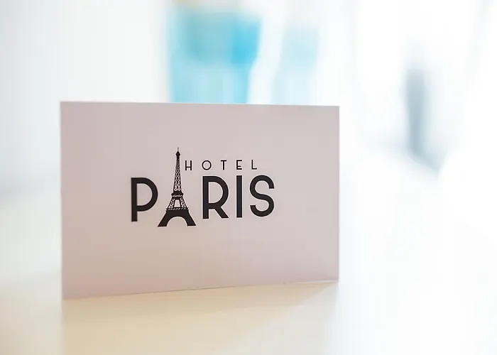  Paris