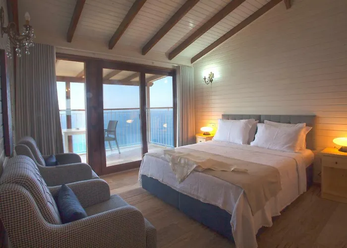 Sunset Villa Hotel
