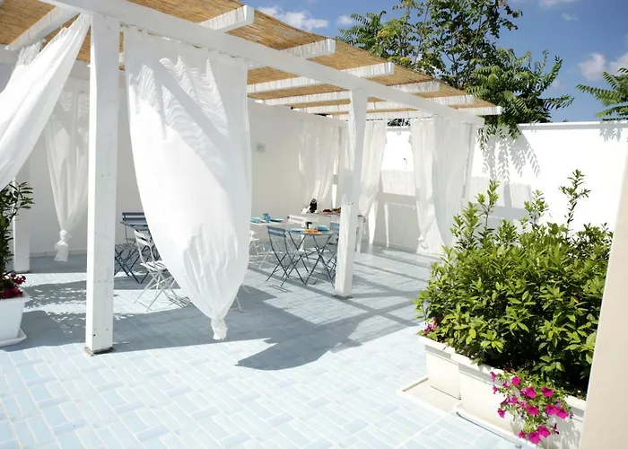 Albergo economico: Petra Solis By Jdvacanze