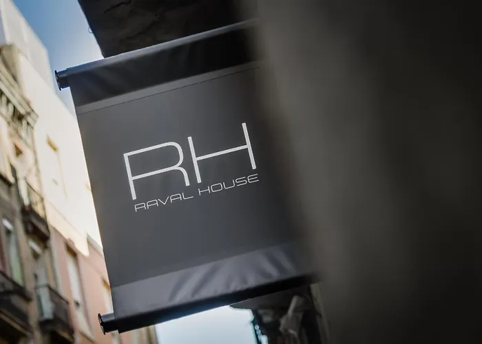 3 star hotel: Hotel Raval House