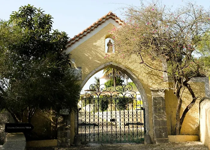 Lisbon Country Villa
