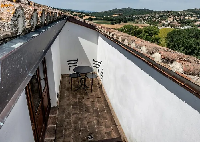Cabina: Castello Monticelli